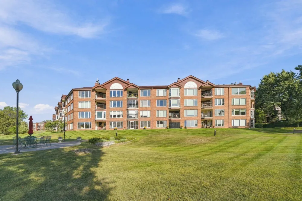 1021 Sibley Memorial Highway #404 Lilydale, MN 55118