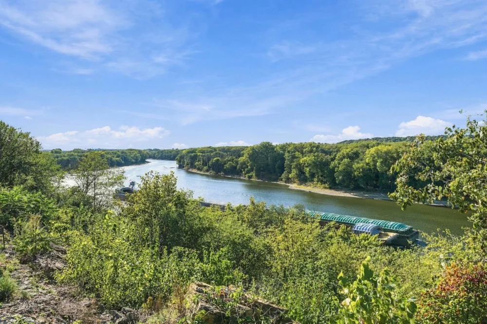 1021 Sibley Memorial Highway #404 Lilydale, MN 55118