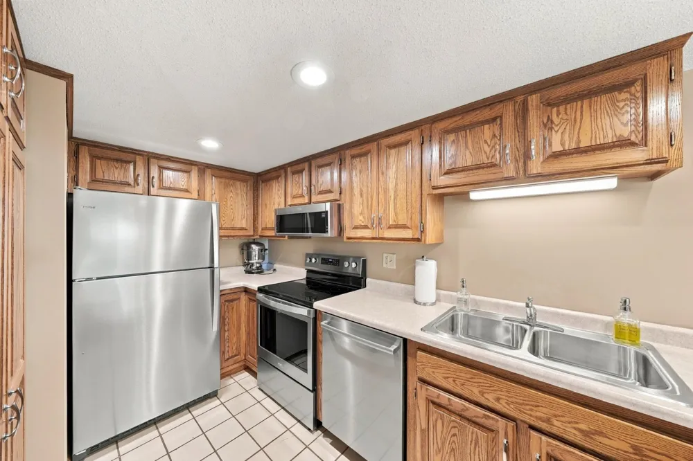 1021 Sibley Memorial Highway #404 Lilydale, MN 55118