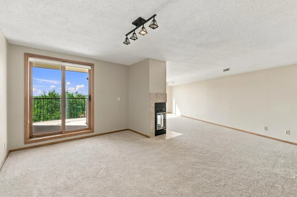 1021 Sibley Memorial Highway #404 Lilydale, MN 55118