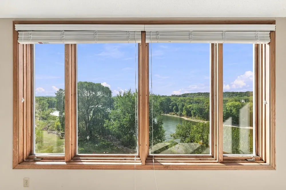 1021 Sibley Memorial Highway #404 Lilydale, MN 55118