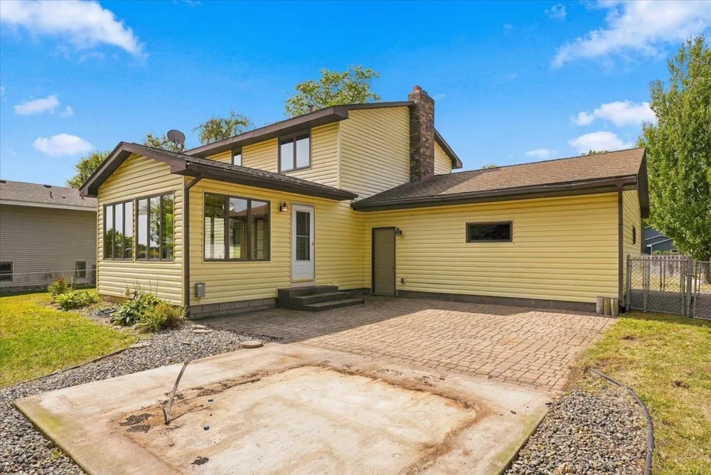 454 Oday Street S Maplewood, MN 55119