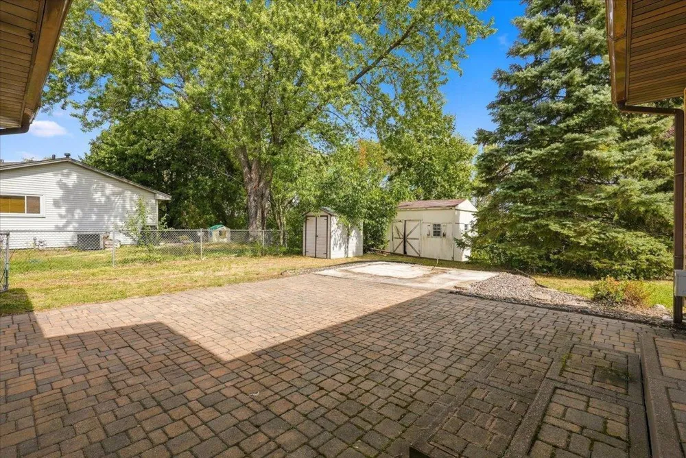 454 Oday Street S Maplewood, MN 55119