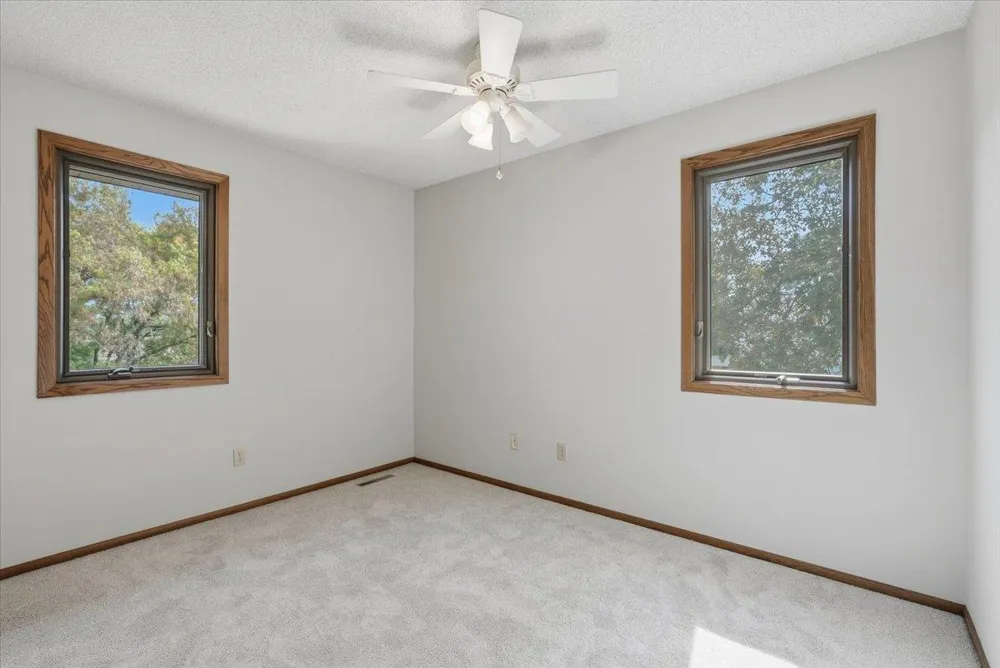 454 Oday Street S Maplewood, MN 55119