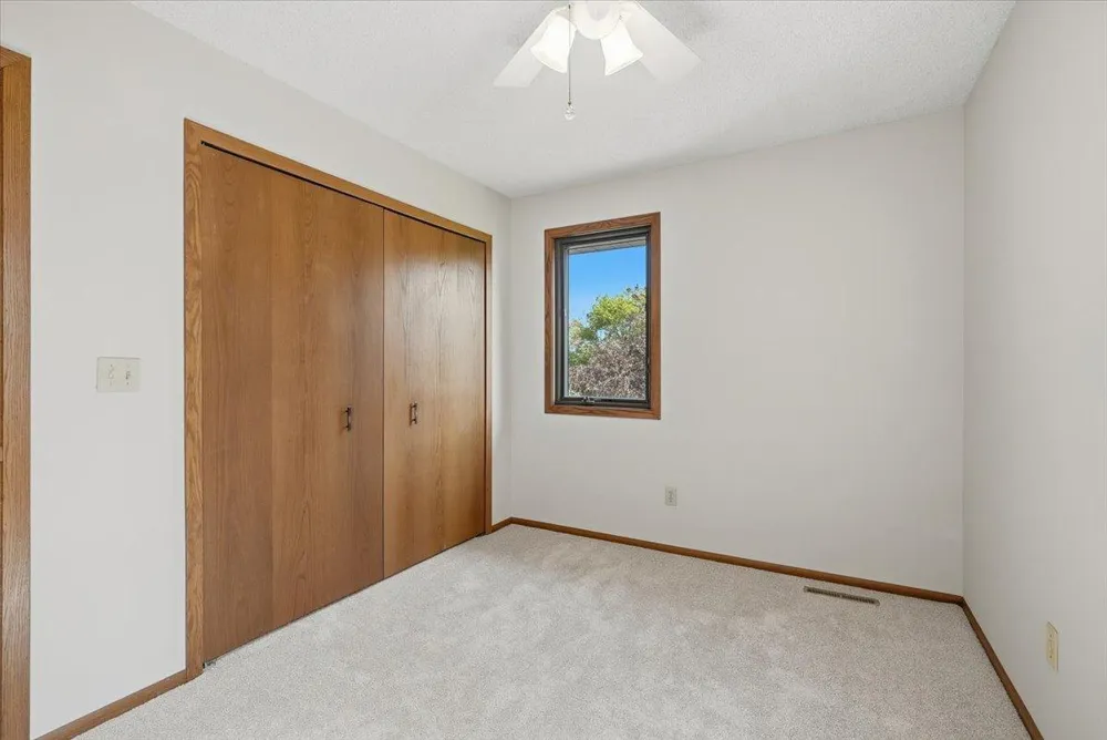 454 Oday Street S Maplewood, MN 55119
