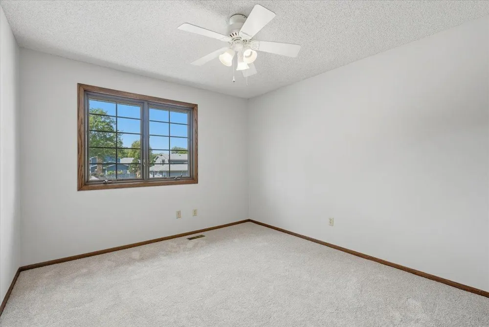 454 Oday Street S Maplewood, MN 55119