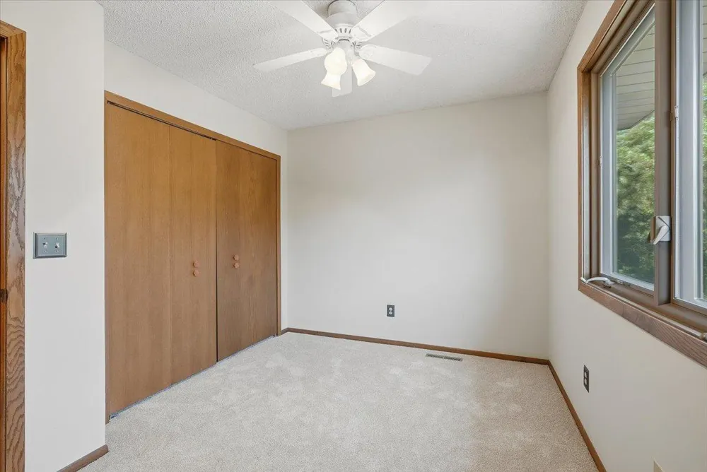 454 Oday Street S Maplewood, MN 55119