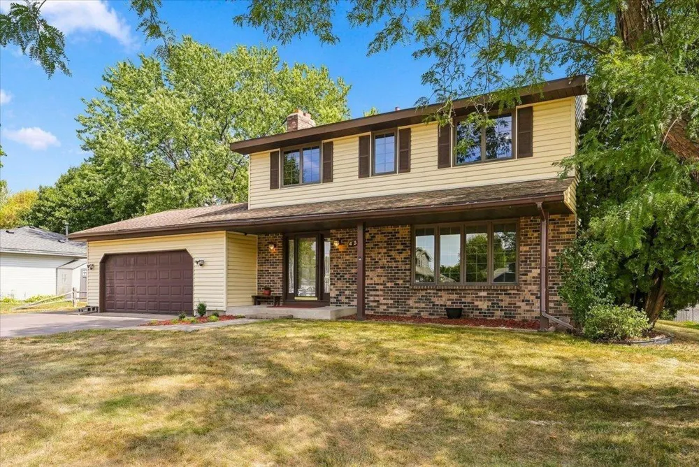 454 Oday Street S Maplewood, MN 55119