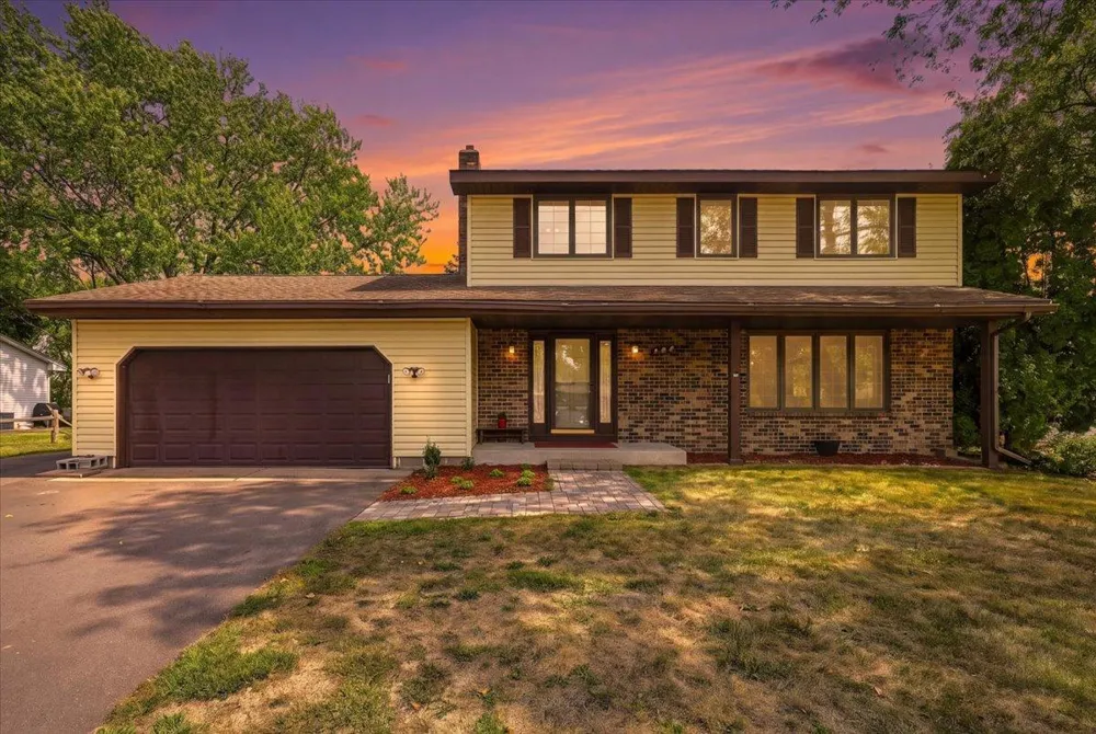 454 Oday Street S Maplewood, MN 55119