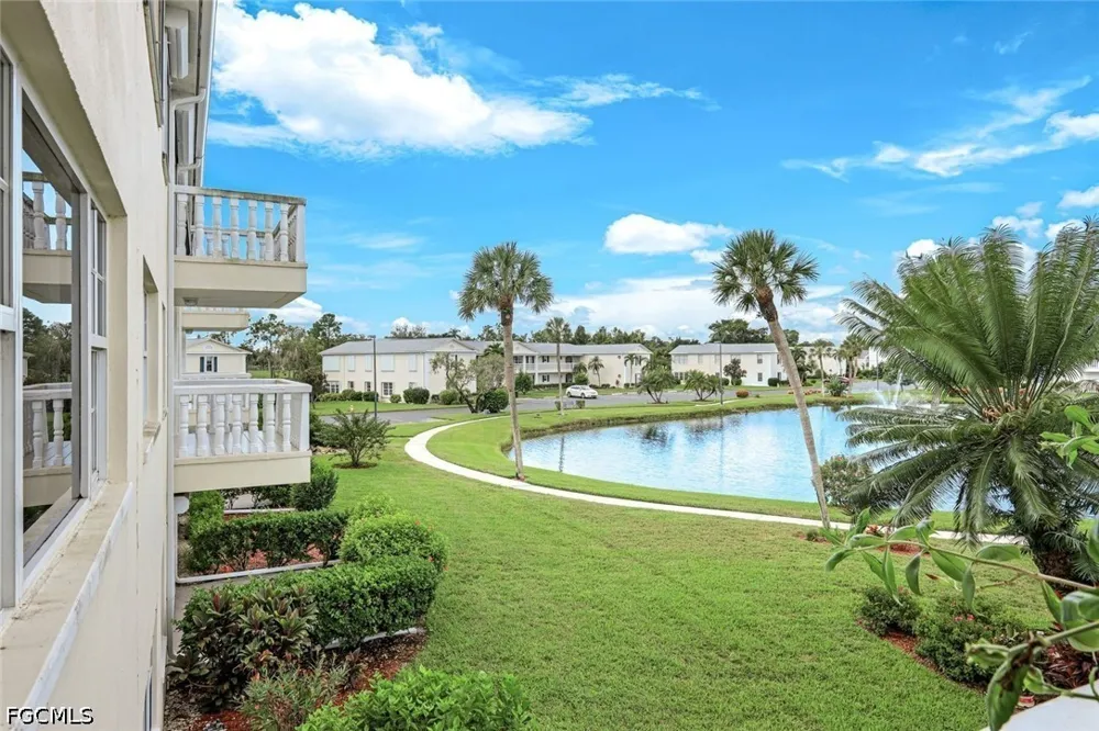 Stratford Place Circle #202 Fort Myers, FL 33919