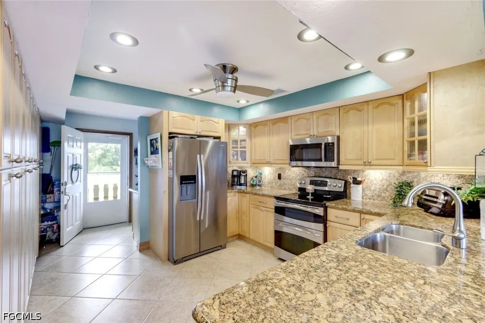 Stratford Place Circle #202 Fort Myers, FL 33919