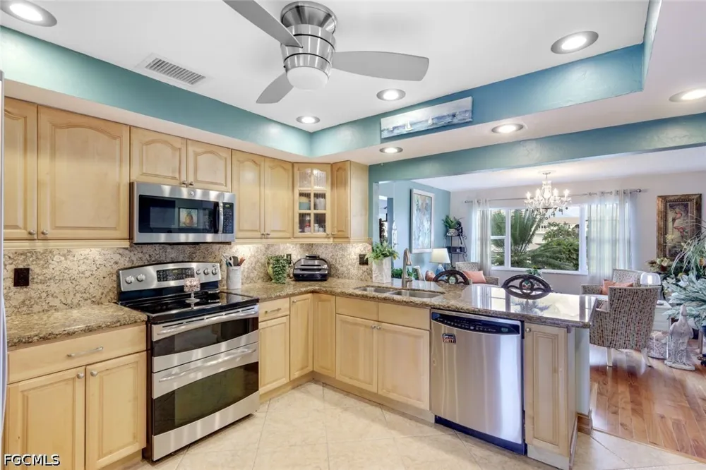 Stratford Place Circle #202 Fort Myers, FL 33919