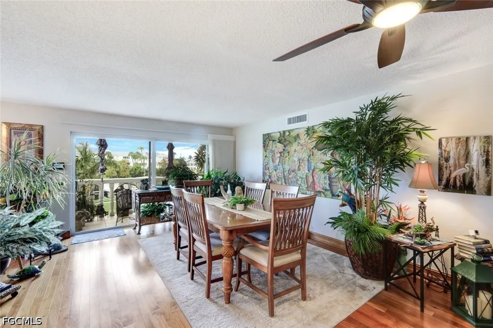 Stratford Place Circle #202 Fort Myers, FL 33919