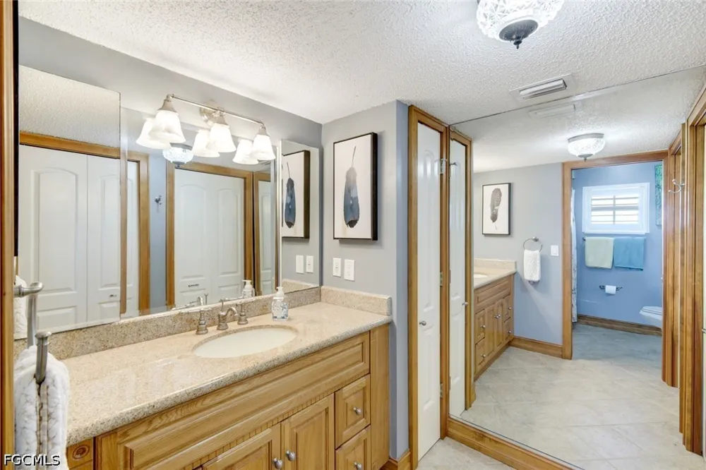 Stratford Place Circle #202 Fort Myers, FL 33919
