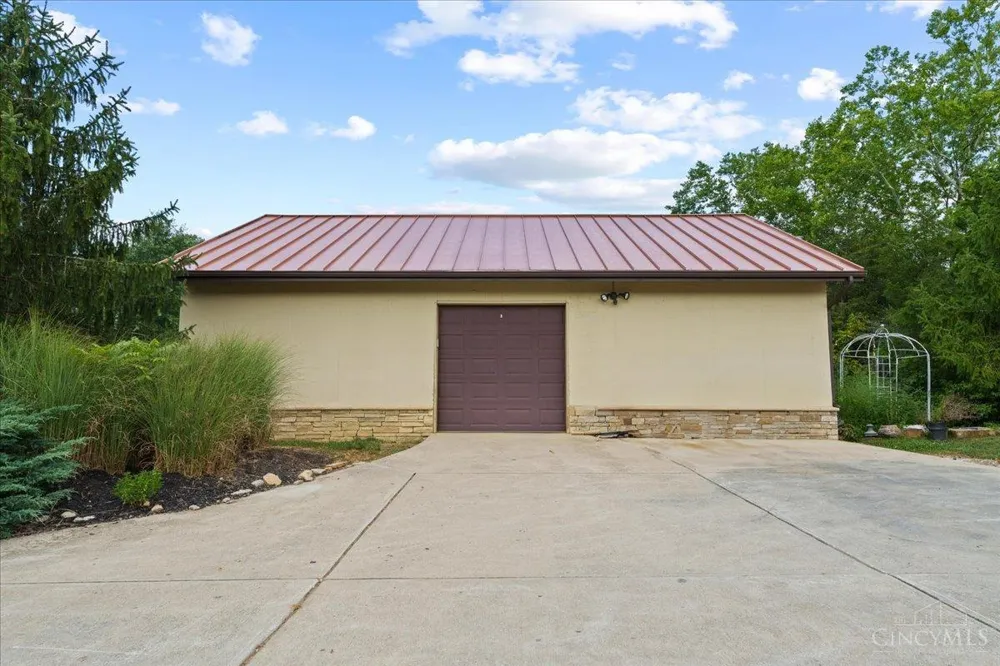 1805 Waggoner Riffle Road West Union, OH 45693