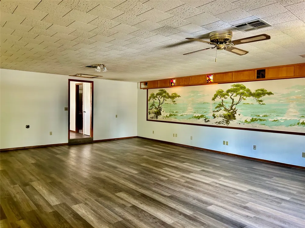 1921 Augusta St Avenue Muskogee, OK 74403
