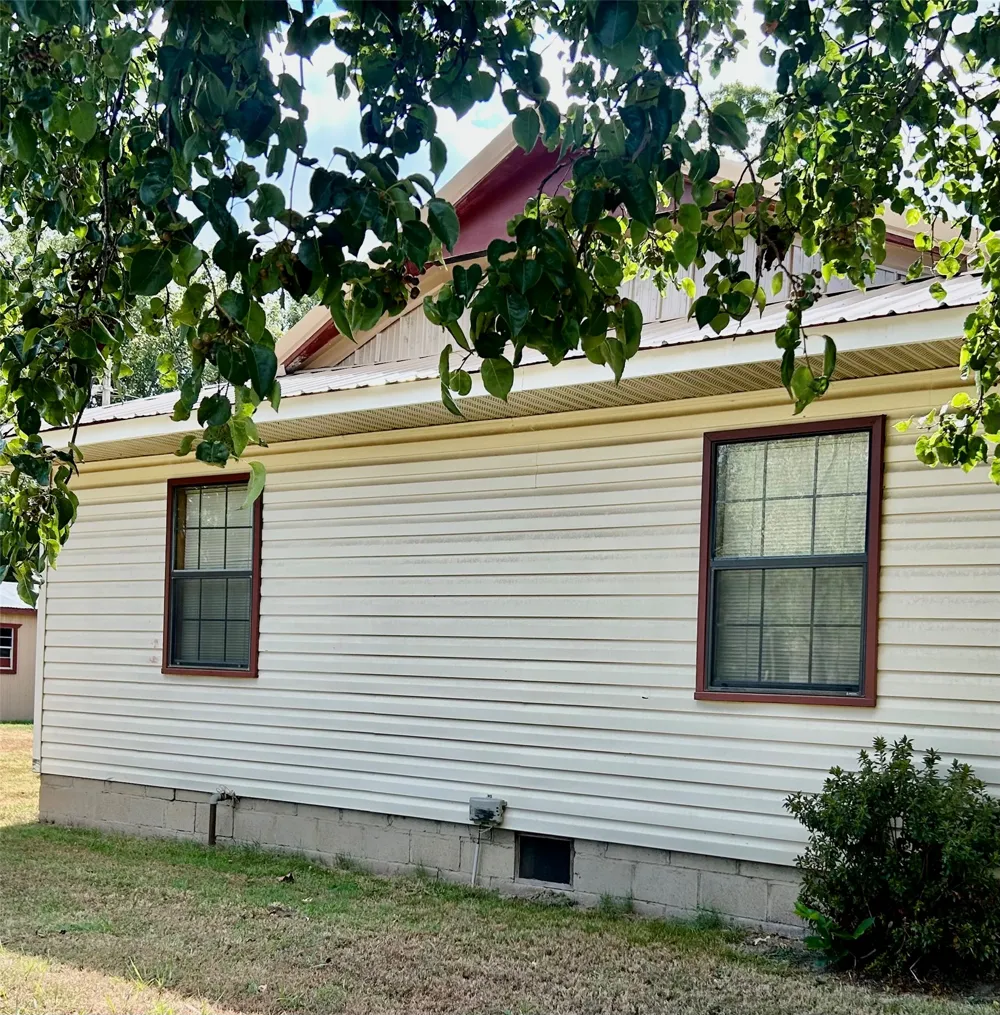 1921 Augusta St Avenue Muskogee, OK 74403