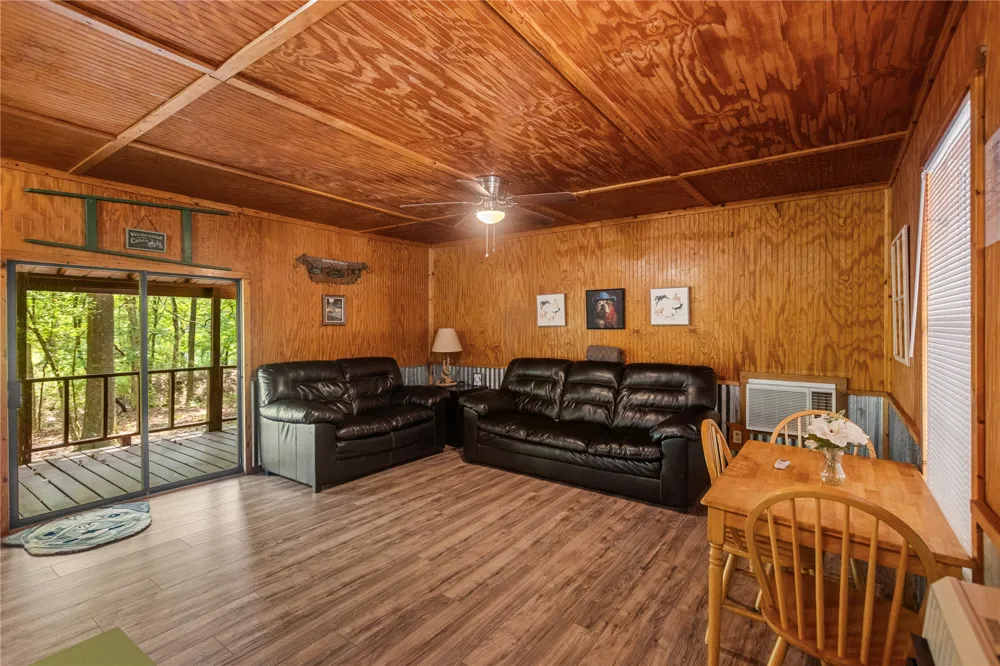 185515 4410 LANE Rattan, OK 74562