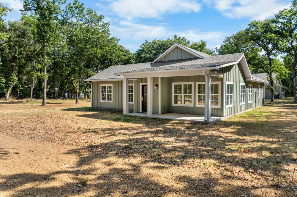 12195 Longboard Kingston, OK 73439