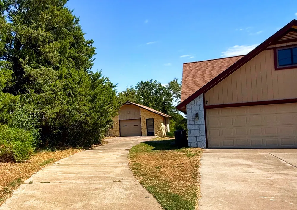 17670 S 280 ROAD Morris, OK 74445