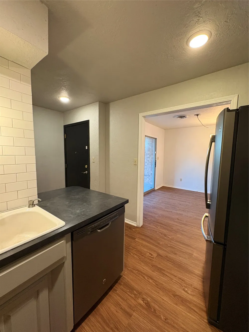 1432 S Stoneridge Manor Ardmore, OK 73401
