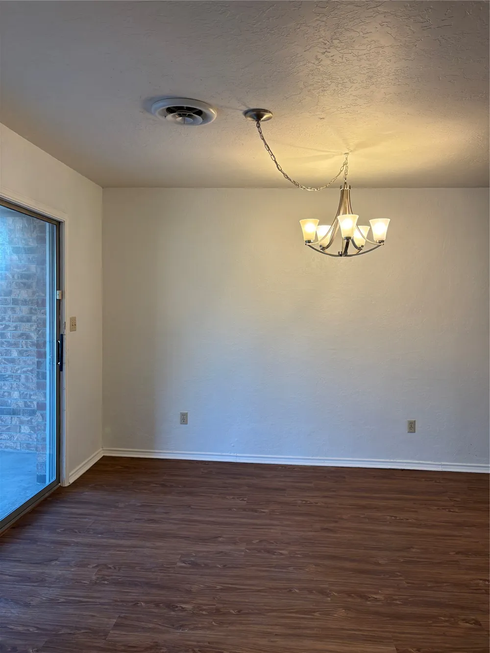 1432 S Stoneridge Manor Ardmore, OK 73401