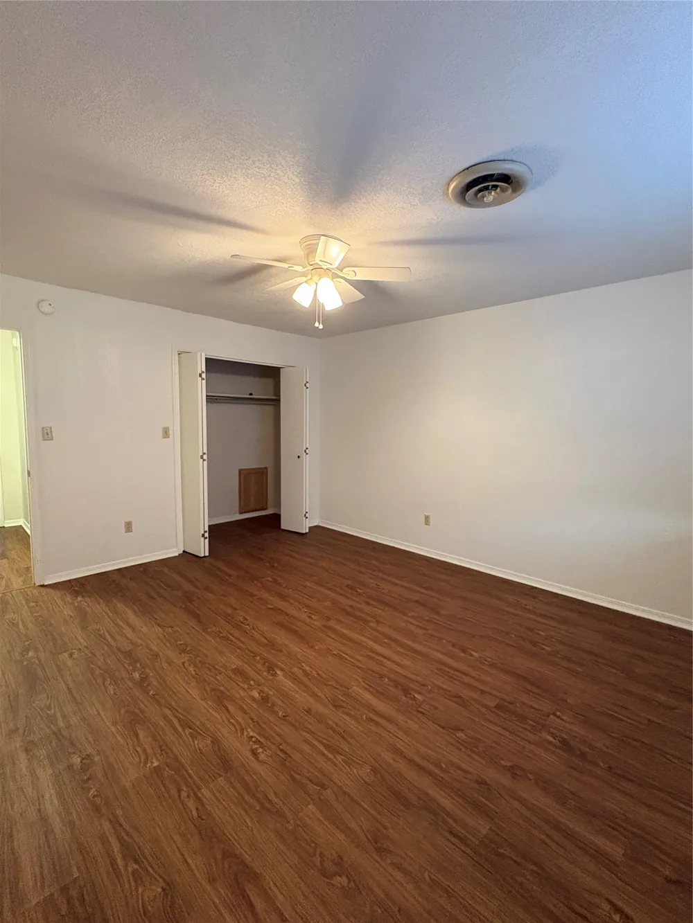 1432 S Stoneridge Manor Ardmore, OK 73401