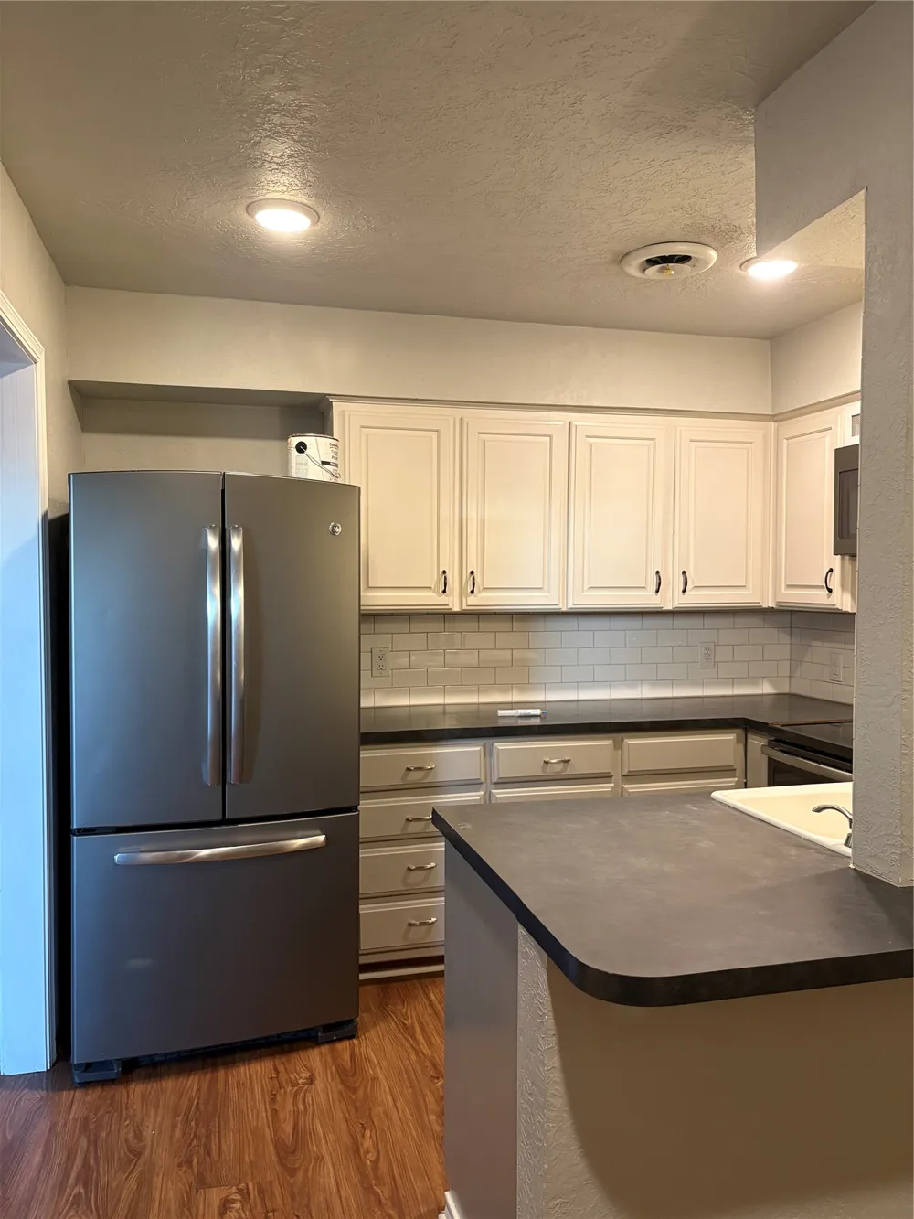 1432 S Stoneridge Manor Ardmore, OK 73401