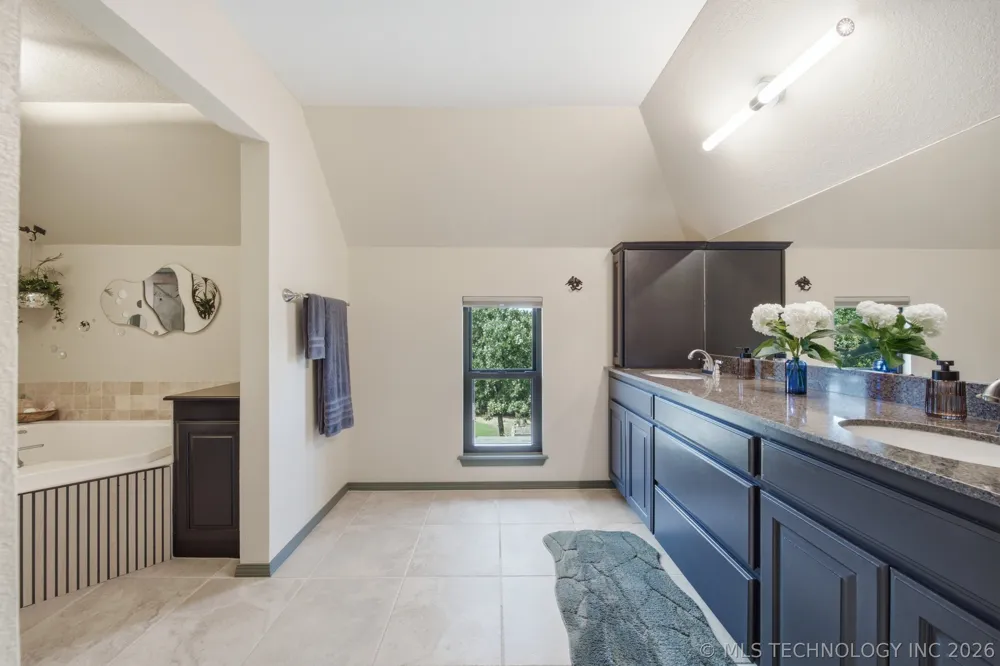 9332 S 36th West Avenue Tulsa, OK 74132