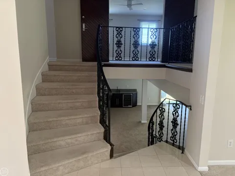 1728 Hiview Court