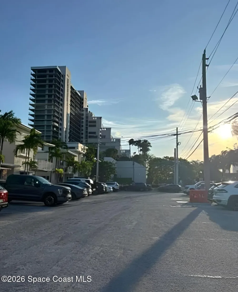 1110 Venetian Way #1a Miami Beach, FL 33139