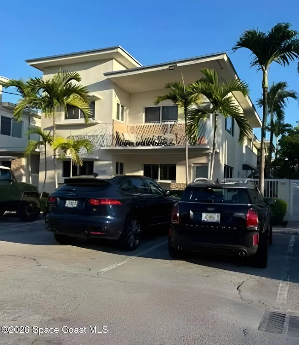 1110 Venetian Way #1a Miami Beach, FL 33139