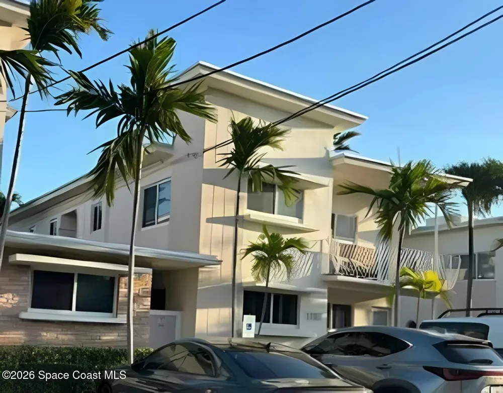 1110 Venetian Way #1a Miami Beach, FL 33139