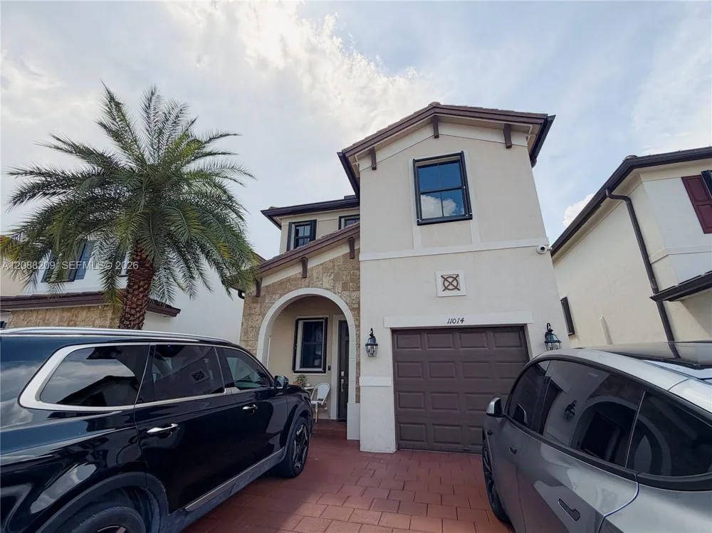 11014 W 35th Ln Hialeah, FL 33018