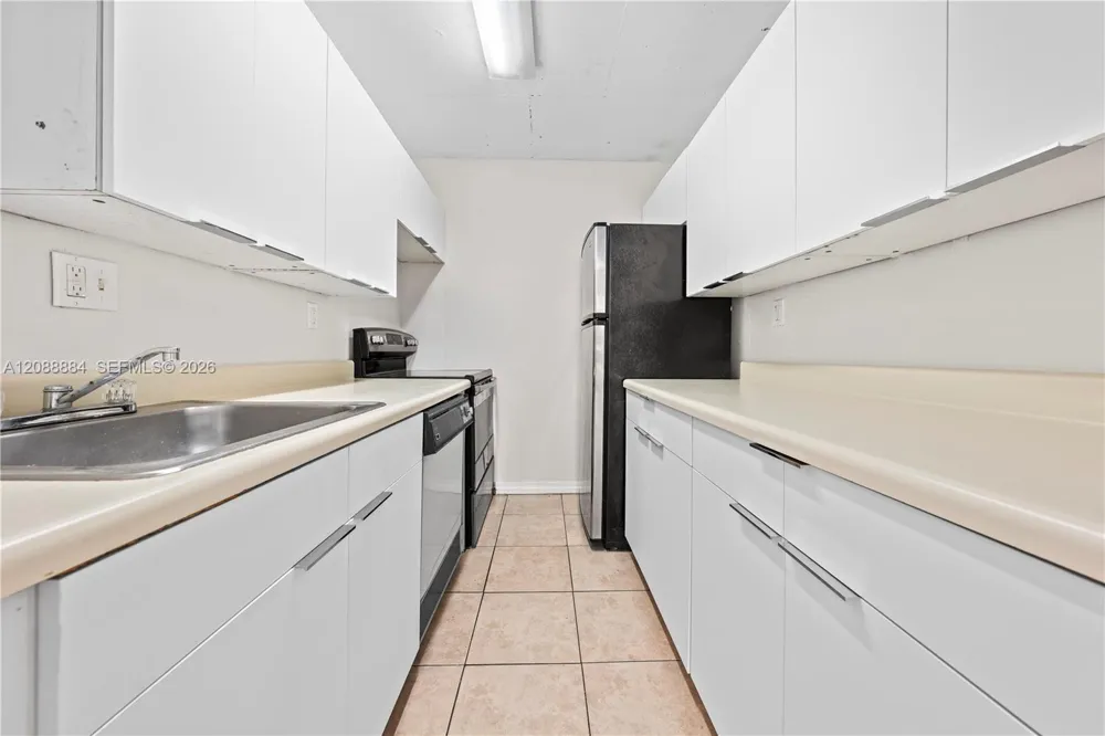 10500 SW 108th Ave #B211 Miami, FL 33176