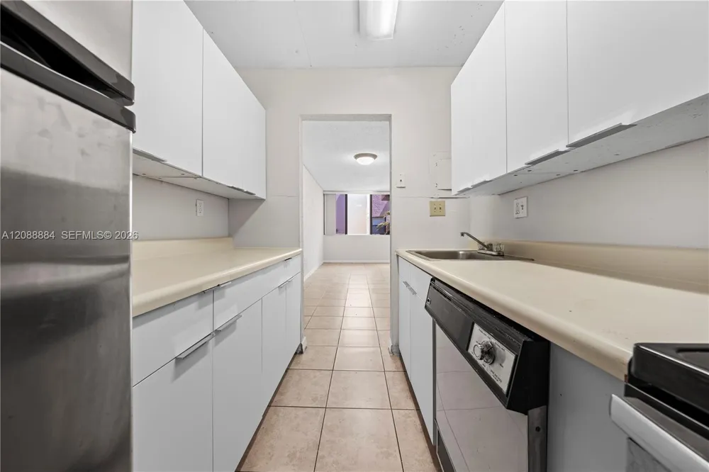 10500 SW 108th Ave #B211 Miami, FL 33176