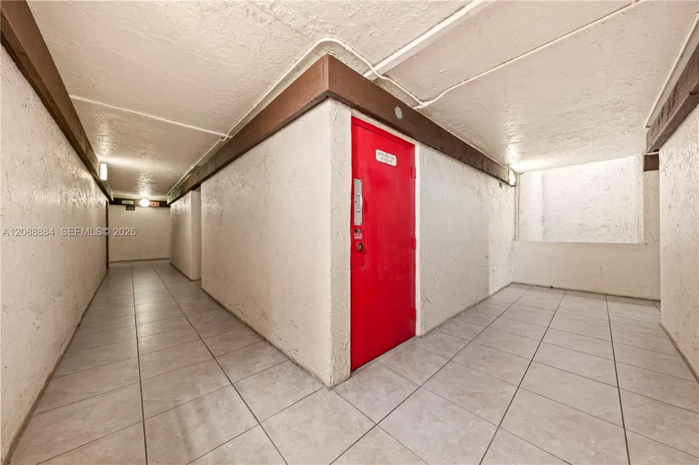 10500 SW 108th Ave #B211 Miami, FL 33176