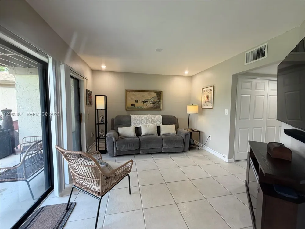 10875 NW 29th Mnr Sunrise, FL 33322