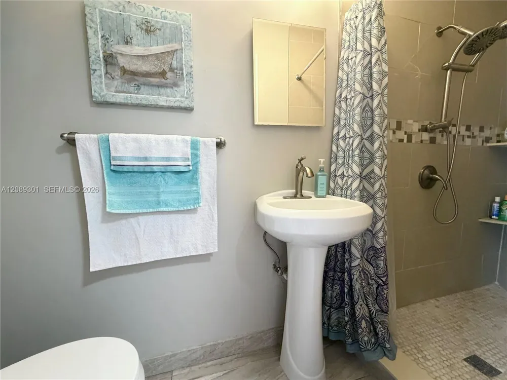 10875 NW 29th Mnr Sunrise, FL 33322