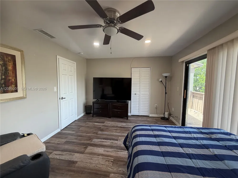 10875 NW 29th Mnr Sunrise, FL 33322