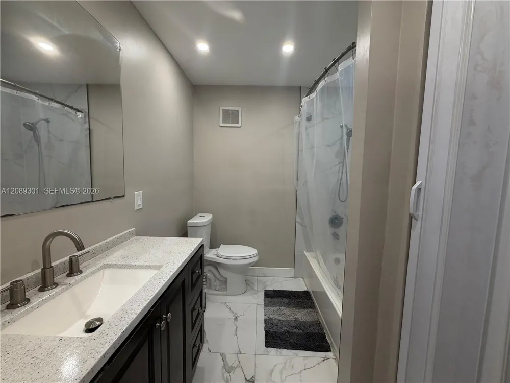 10875 NW 29th Mnr Sunrise, FL 33322