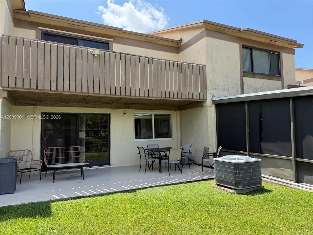 10875 NW 29th Mnr Sunrise, FL 33322