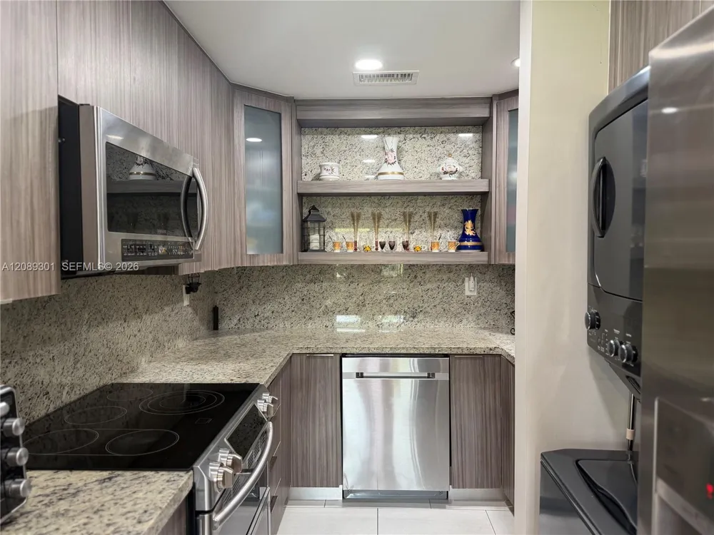 10875 NW 29th Mnr Sunrise, FL 33322