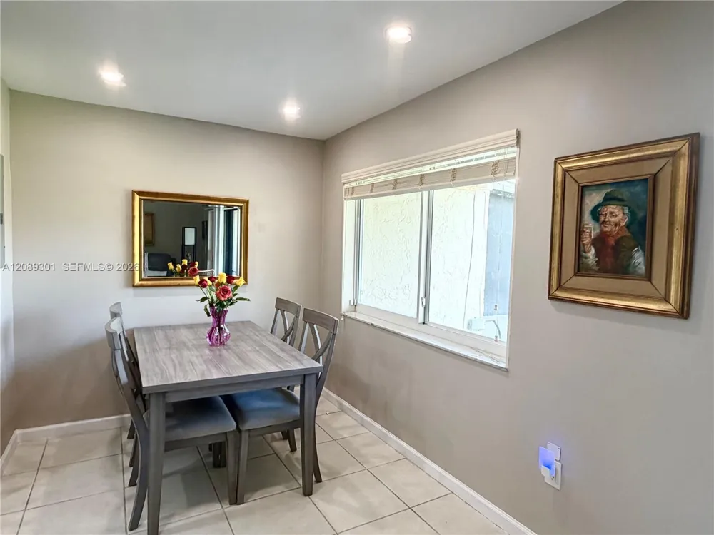 10875 NW 29th Mnr Sunrise, FL 33322