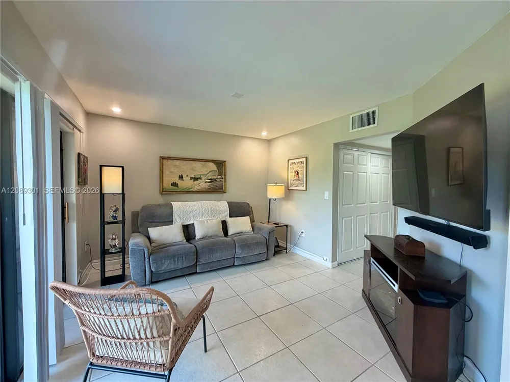 10875 NW 29th Mnr Sunrise, FL 33322
