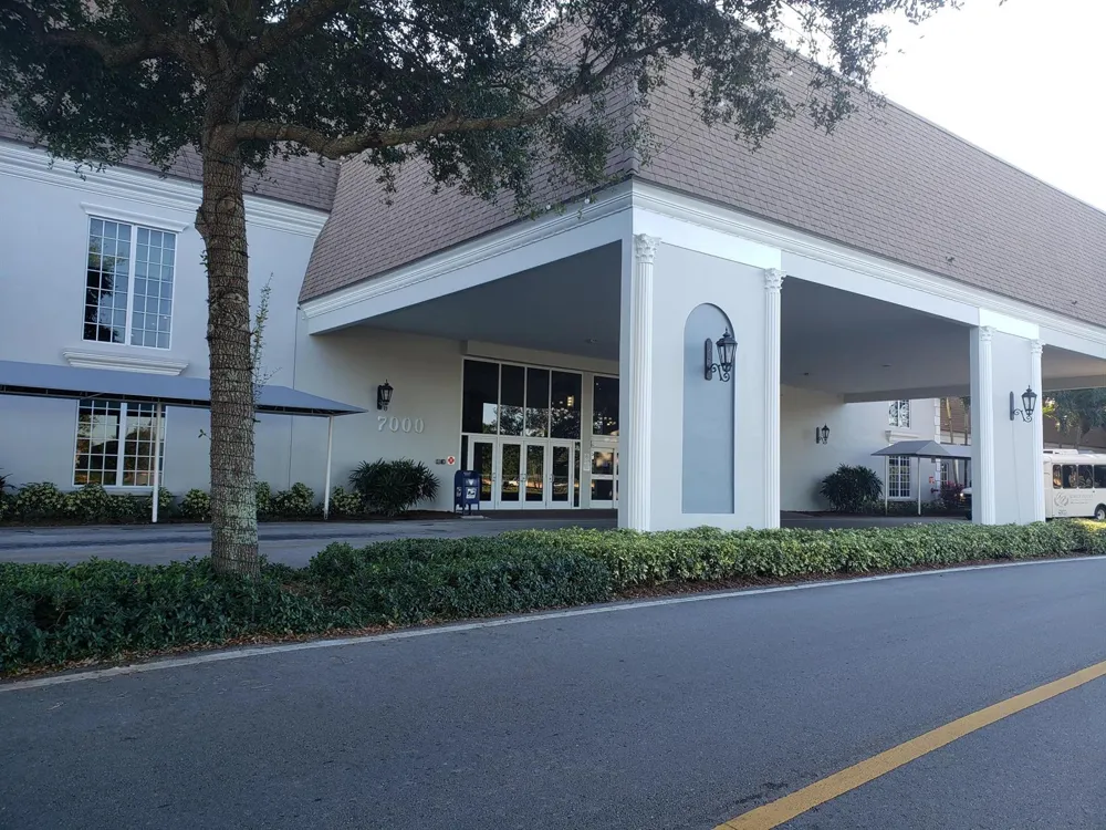 904 FLANDERS DRIVE S Delray Beach, FL 33484