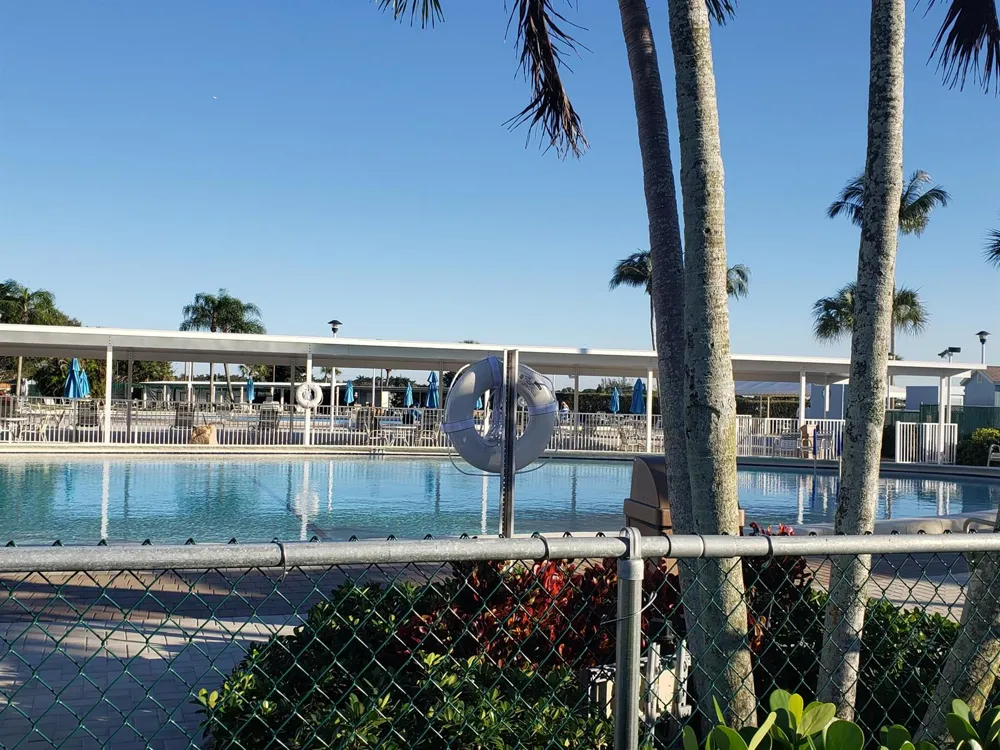 904 FLANDERS DRIVE S Delray Beach, FL 33484