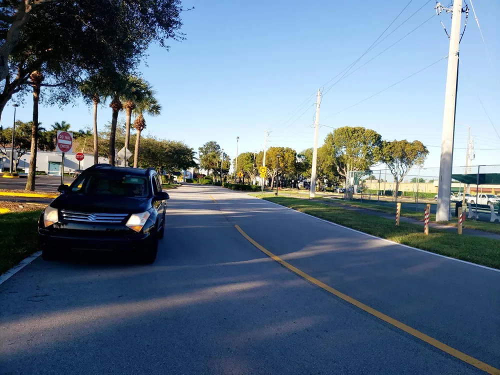 904 FLANDERS DRIVE S Delray Beach, FL 33484