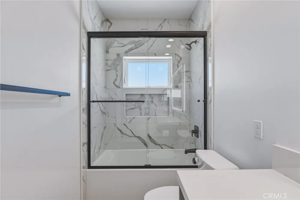 12026 Belmont Road Oak Hills, CA 92344