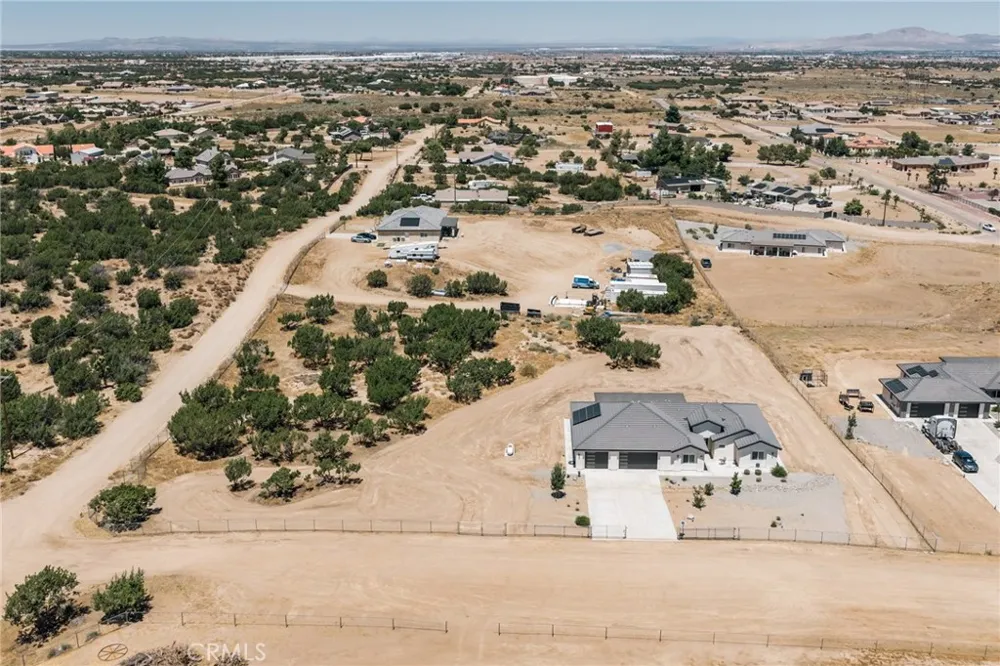 12026 Belmont Road Oak Hills, CA 92344